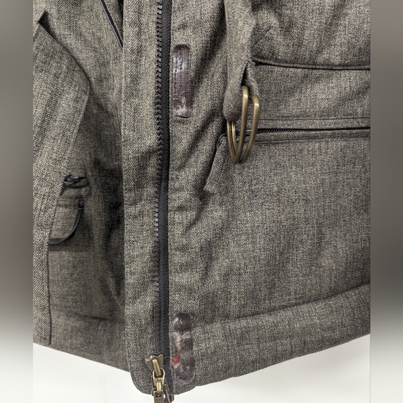 LOLë Winter Jacket - Picture 3 of 7